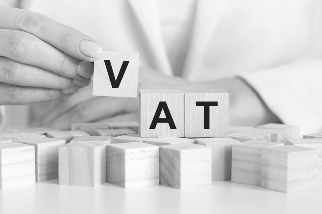 Zwolnienie z VAT usług świadczonych przez niepubliczne placówki kształcenia ustawicznego